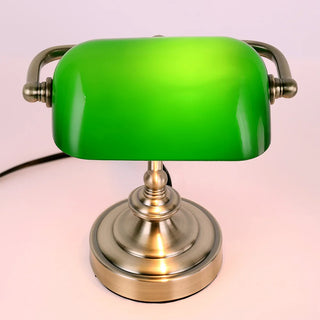 Lampe à poser vintage avec abat-jour vert