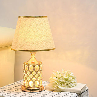 Lampe à poser vintage luxueuse et dorée